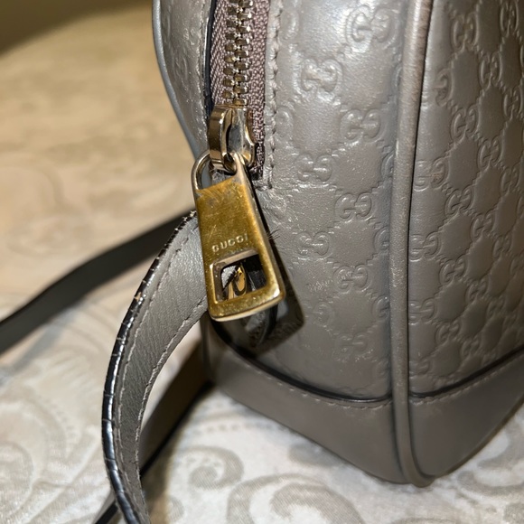 Authentic GUCCI Gray Leather Microguccissima Bree Messenger Camera Crossbody Bag - Picture 15 of 16